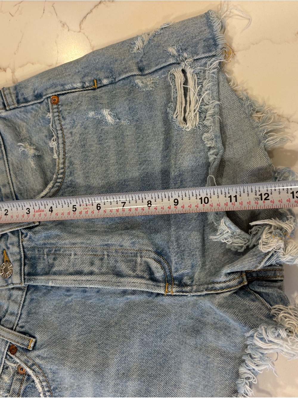 AGOLDE Parker Distressed Denim Cut Off Shorts Size 26 Light Wash - Picture 7 of 8